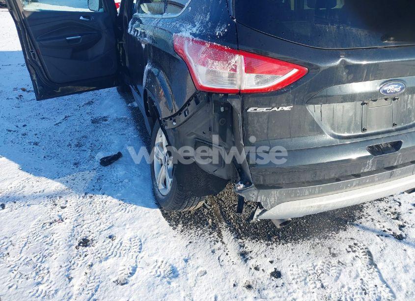 Photo 6 of 2015 Ford Escape SE (VIN 1FMCU0G74FUB57399)