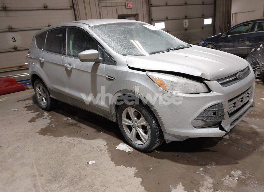 2016 Ford Escape SE (VIN 1FMCU0G74GUA30492) main photo