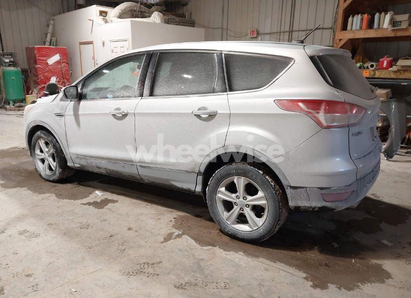 Photo 3 of 2016 Ford Escape SE (VIN 1FMCU0G74GUA30492)