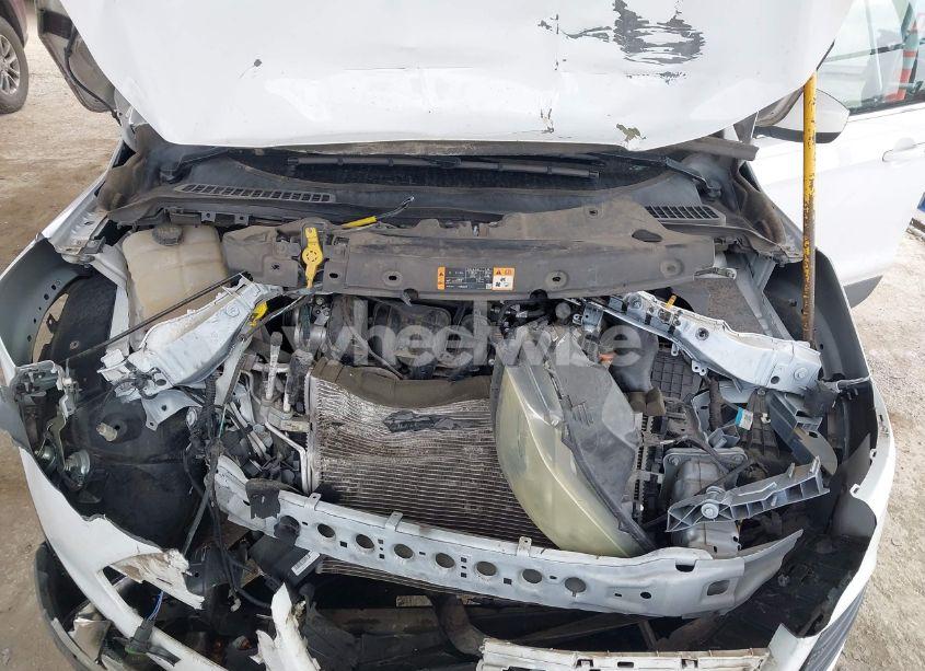 Photo 10 of 2016 Ford Escape SE (VIN 1FMCU0G74GUB23044)