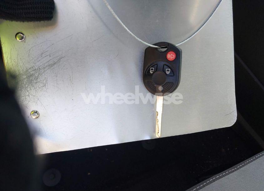 Photo 11 of 2016 Ford Escape SE (VIN 1FMCU0G74GUC38078)