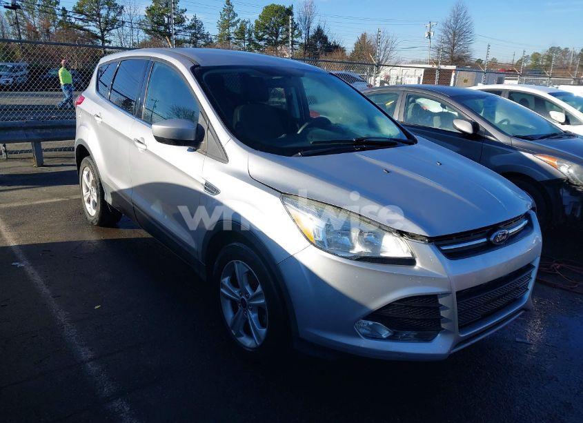 2016 Ford Escape SE (VIN 1FMCU0G74GUC89709) main photo