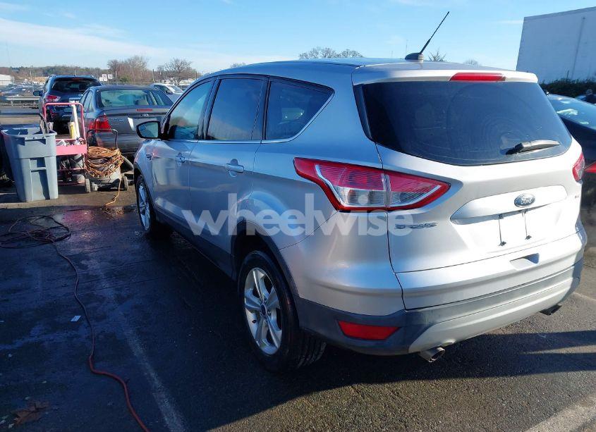 Photo 3 of 2016 Ford Escape SE (VIN 1FMCU0G74GUC89709)