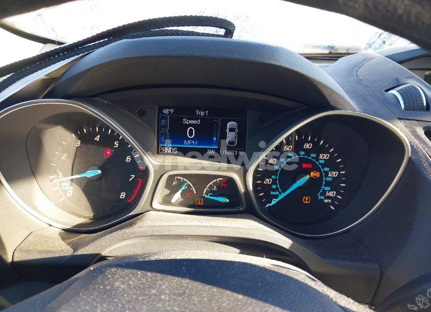 Photo 7 of 2016 Ford Escape SE (VIN 1FMCU0G74GUC89709)