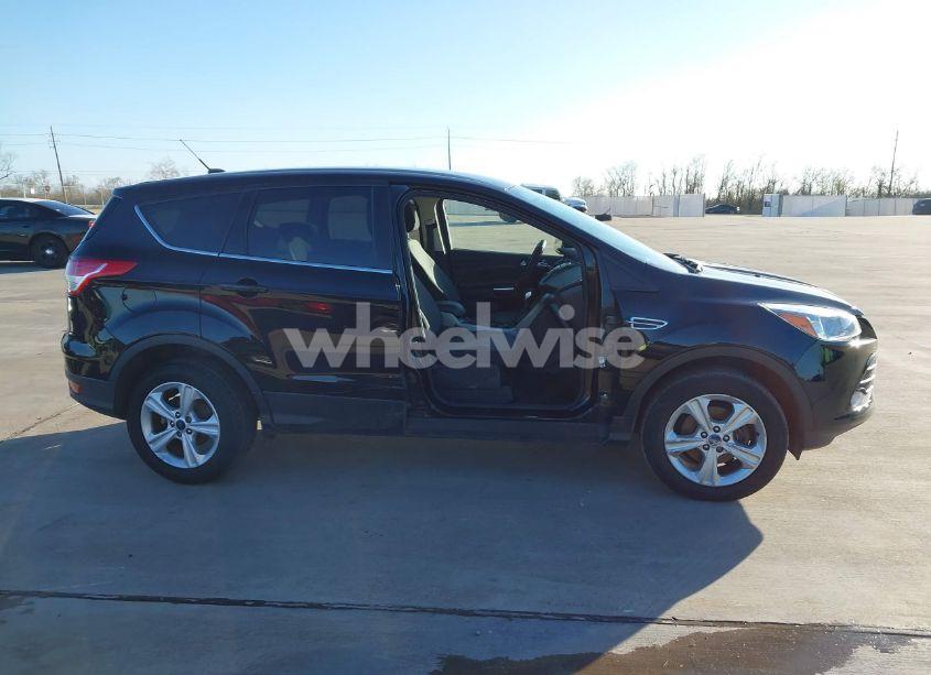 Photo 13 of 2016 Ford Escape SE (VIN 1FMCU0G74GUC91766)