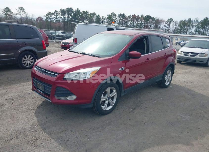 Photo 2 of 2015 Ford Escape SE (VIN 1FMCU0G75FUA37921)