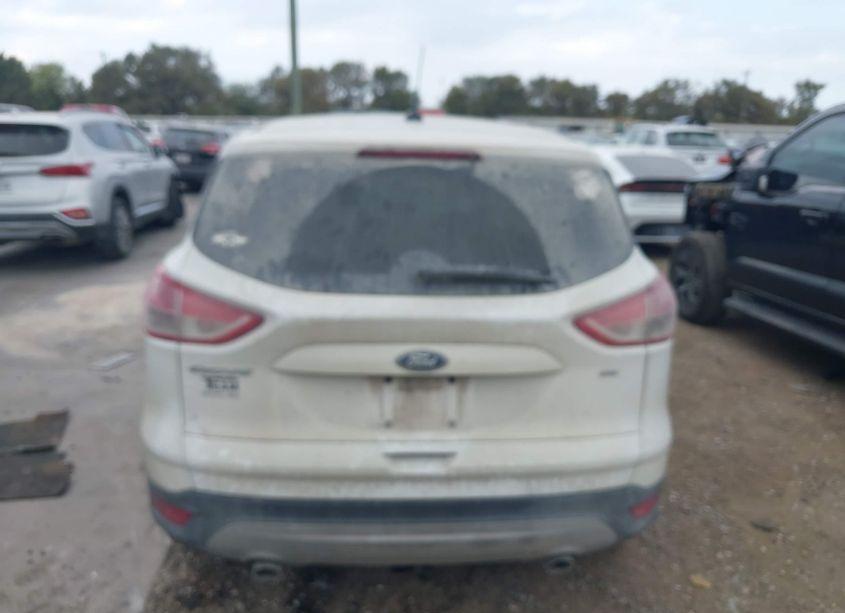 Photo 16 of 2015 Ford Escape SE (VIN 1FMCU0G75FUA42259)
