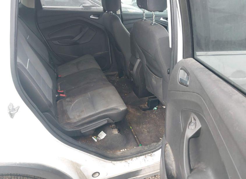 Photo 8 of 2015 Ford Escape SE (VIN 1FMCU0G75FUA42259)