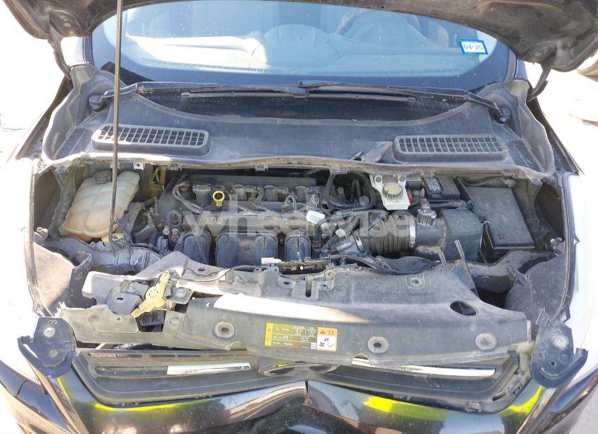 Photo 10 of 2015 Ford Escape SE (VIN 1FMCU0G75FUB93005)