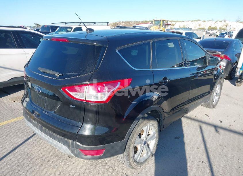 Photo 4 of 2015 Ford Escape SE (VIN 1FMCU0G75FUB93005)