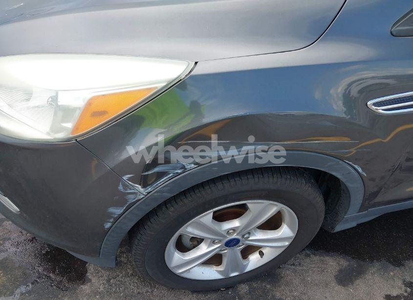 Photo 12 of 2015 Ford Escape SE (VIN 1FMCU0G75FUC20011)