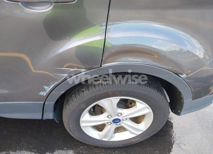 Photo 13 of 2015 Ford Escape SE (VIN 1FMCU0G75FUC20011)