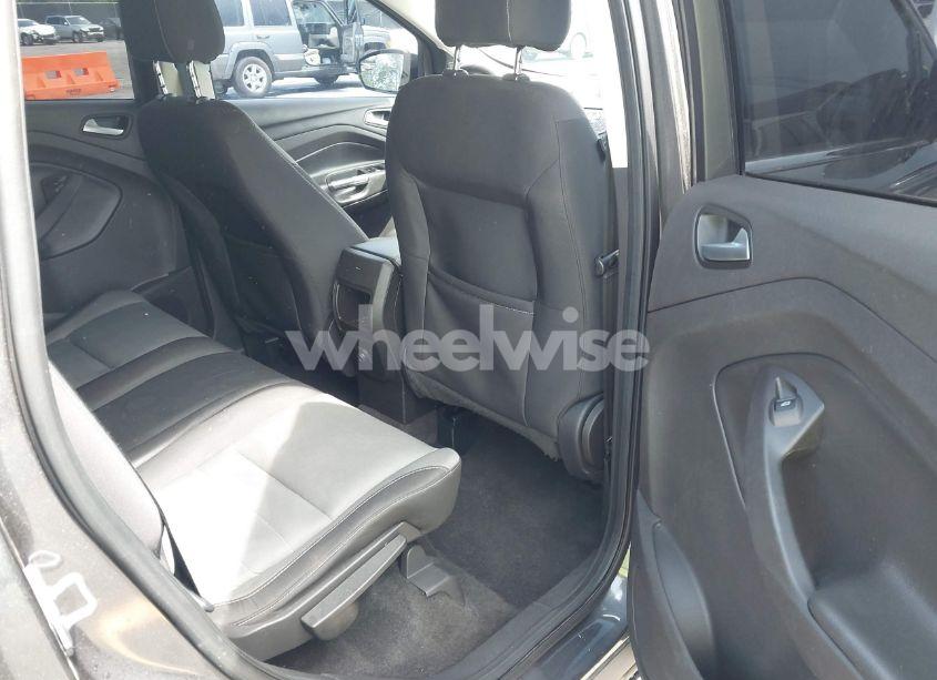 Photo 8 of 2015 Ford Escape SE (VIN 1FMCU0G75FUC20011)