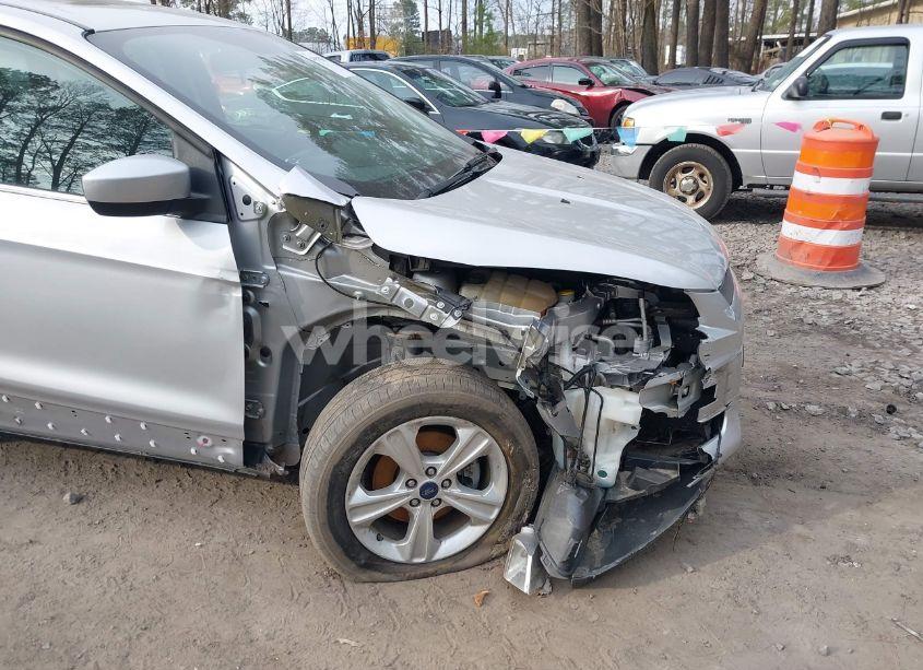 Photo 6 of 2016 Ford Escape SE (VIN 1FMCU0G75GUA73903)