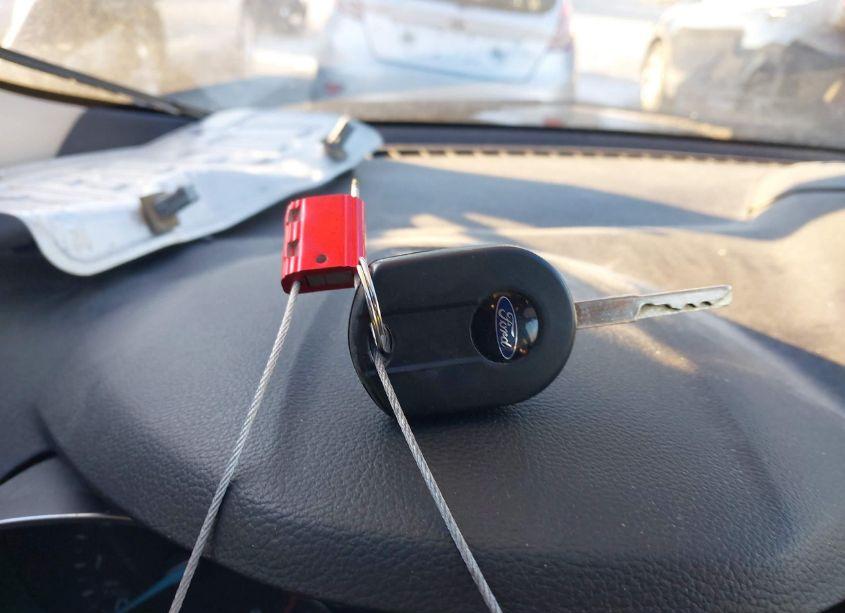 Photo 11 of 2016 Ford Escape SE (VIN 1FMCU0G75GUB68493)