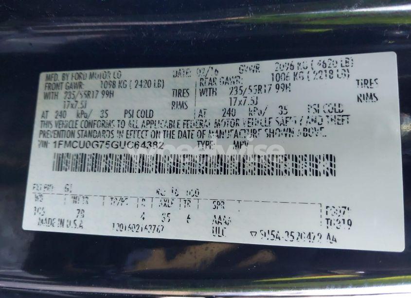 Photo 9 of 2016 Ford Escape SE (VIN 1FMCU0G75GUC64382)