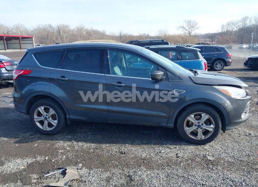 Photo 13 of 2016 Ford Escape SE (VIN 1FMCU0G75GUC85491)