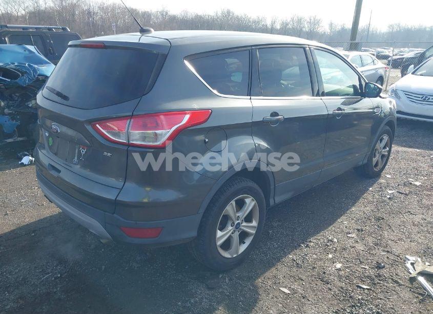 Photo 4 of 2016 Ford Escape SE (VIN 1FMCU0G75GUC85491)