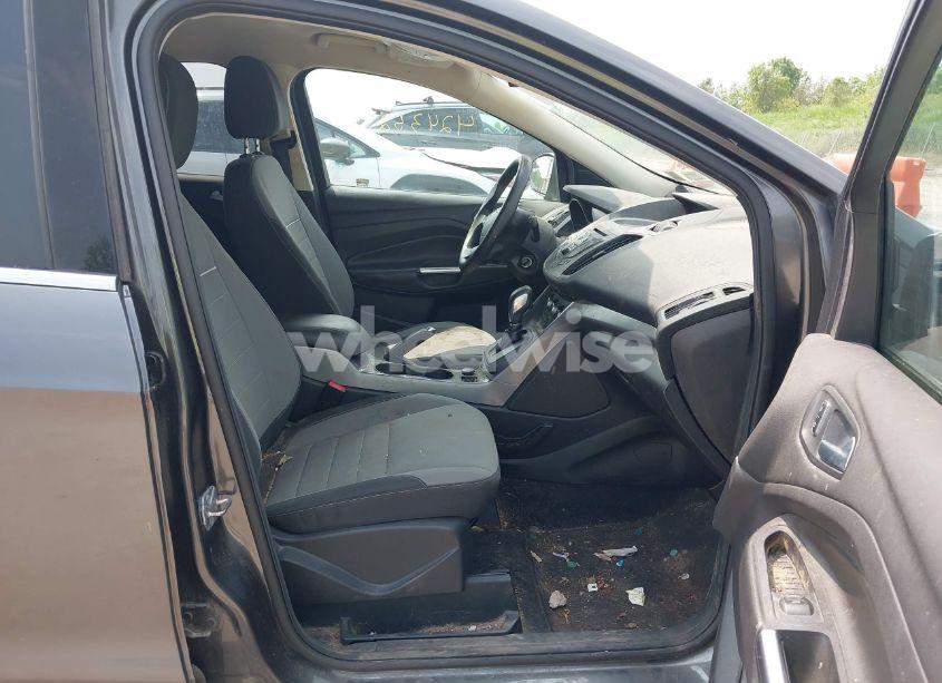 Photo 5 of 2015 Ford Escape SE (VIN 1FMCU0G76FUC10071)