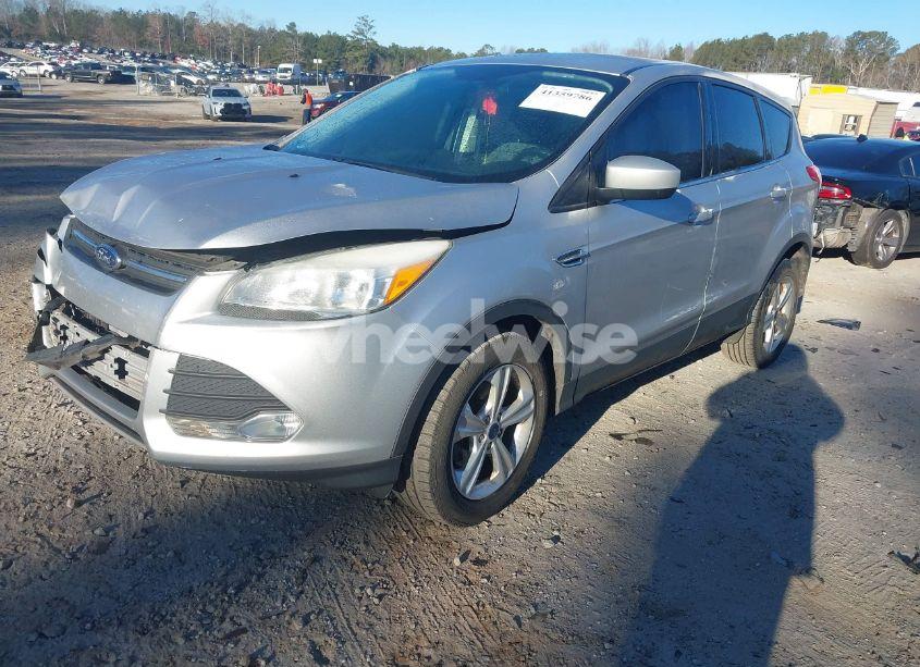 Photo 2 of 2015 Ford Escape SE (VIN 1FMCU0G76FUC77558)