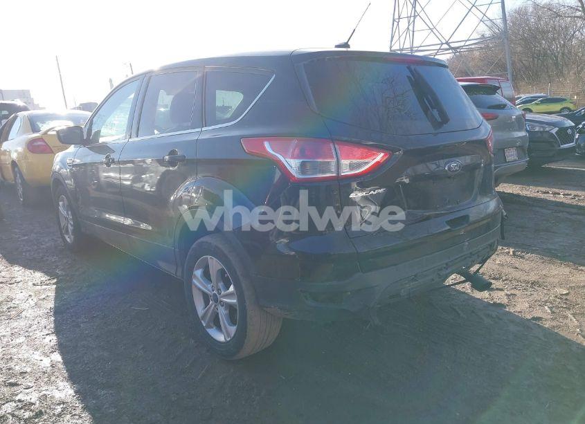 Photo 3 of 2016 Ford Escape SE (VIN 1FMCU0G76GUA50212)