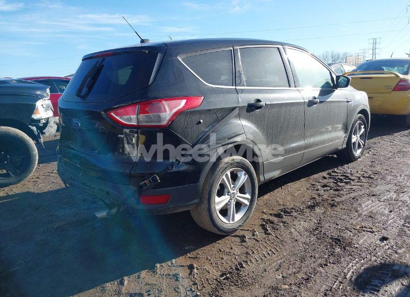 Photo 4 of 2016 Ford Escape SE (VIN 1FMCU0G76GUA50212)