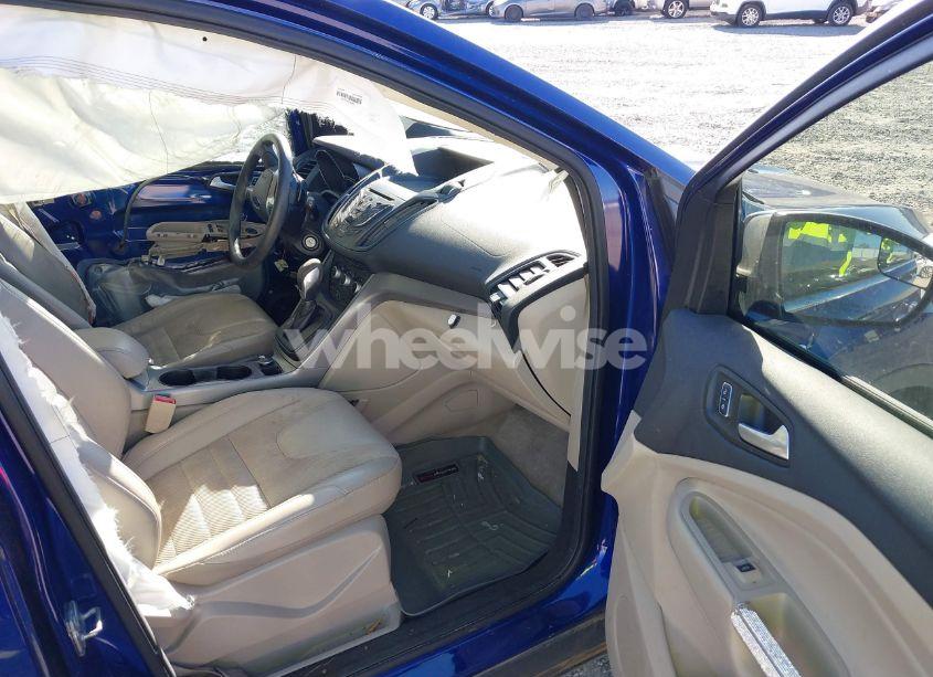 Photo 5 of 2016 Ford Escape SE (VIN 1FMCU0G76GUB30254)