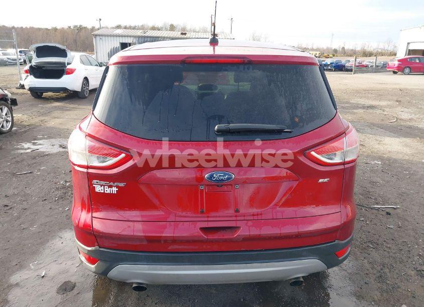 Photo 17 of 2016 Ford Escape SE (VIN 1FMCU0G76GUB31579)