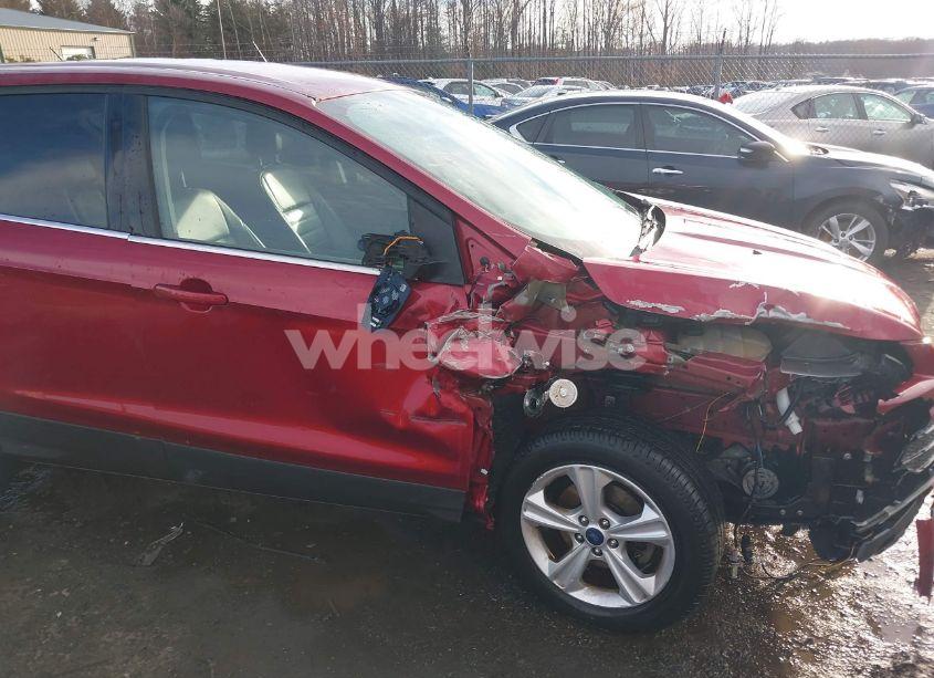 Photo 18 of 2016 Ford Escape SE (VIN 1FMCU0G76GUB31579)