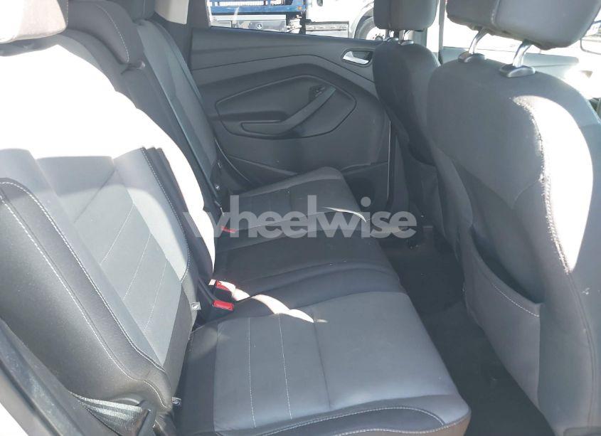 Photo 8 of 2016 Ford Escape SE (VIN 1FMCU0G76GUC09732)