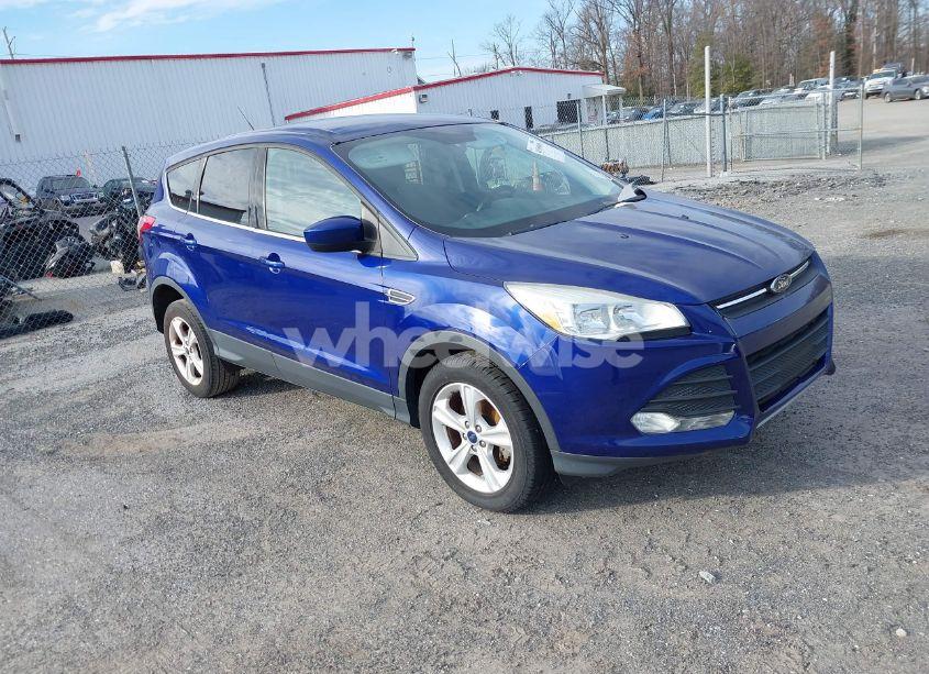 2016 Ford Escape SE (VIN 1FMCU0G76GUC74645) main photo