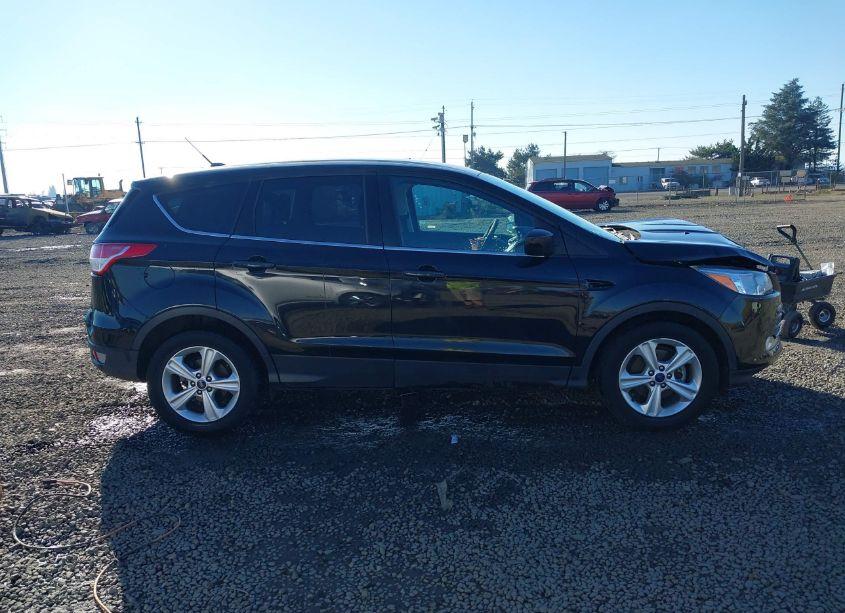 Photo 13 of 2015 Ford Escape SE (VIN 1FMCU0G77FUA65557)