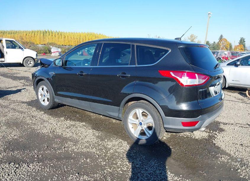 Photo 3 of 2015 Ford Escape SE (VIN 1FMCU0G77FUA65557)