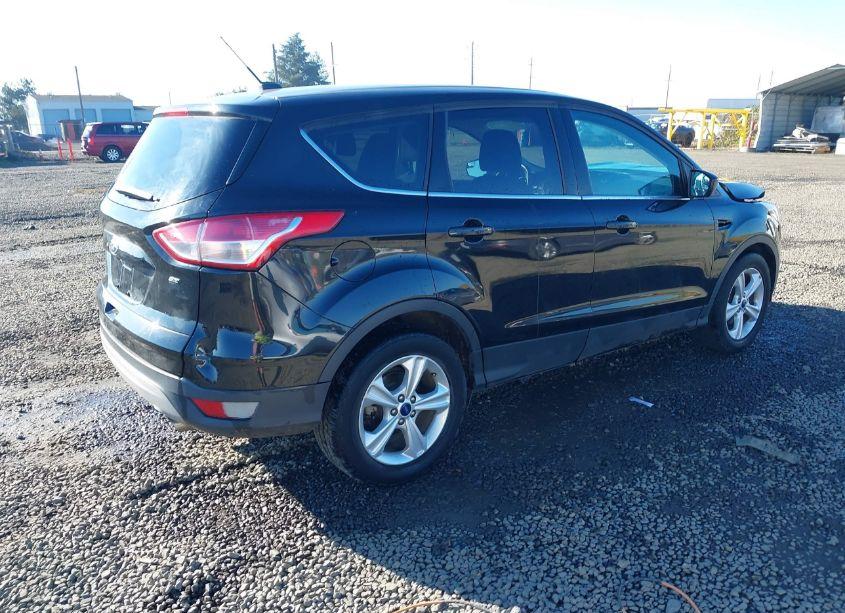 Photo 4 of 2015 Ford Escape SE (VIN 1FMCU0G77FUA65557)
