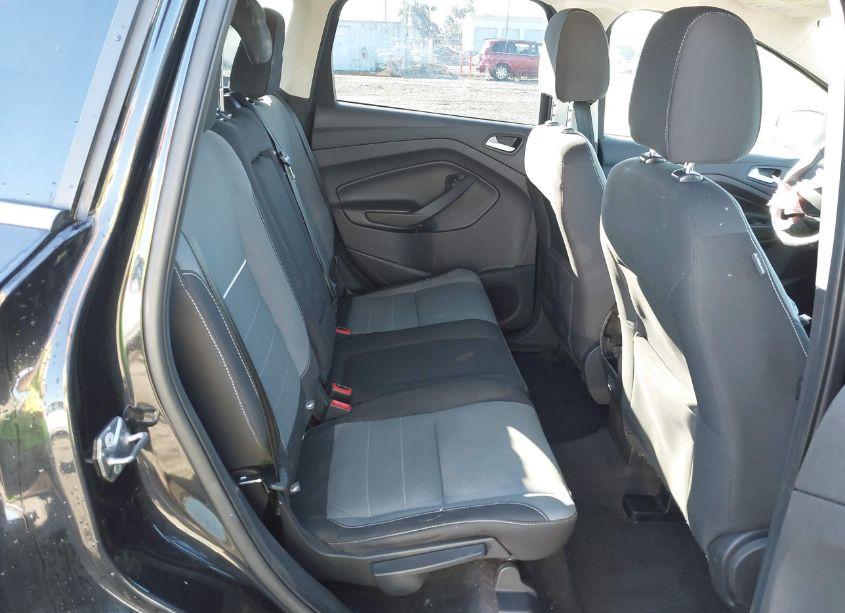 Photo 8 of 2015 Ford Escape SE (VIN 1FMCU0G77FUA65557)