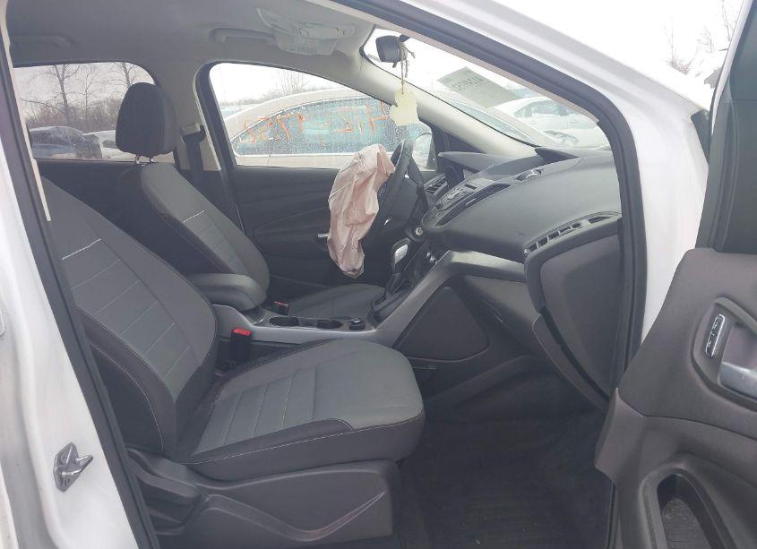 Photo 5 of 2015 Ford Escape SE (VIN 1FMCU0G77FUC57951)