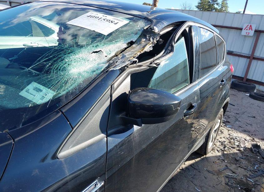 Photo 6 of 2016 Ford Escape SE (VIN 1FMCU0G77GUB11390)