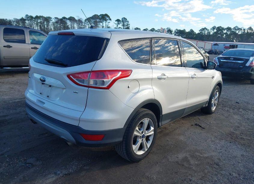 Photo 4 of 2016 Ford Escape SE (VIN 1FMCU0G77GUB66938)
