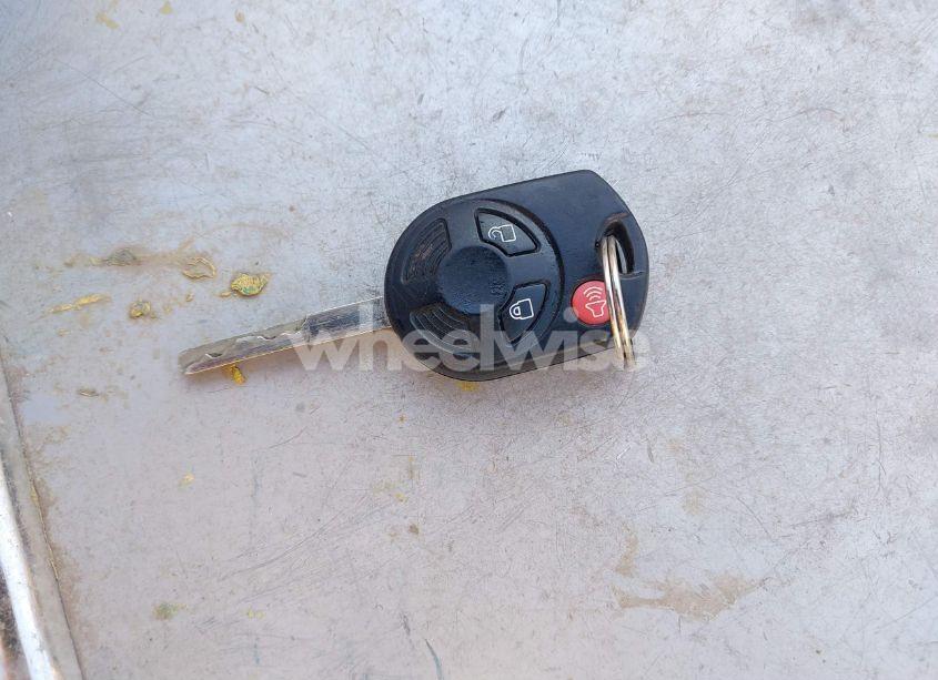 Photo 11 of 2016 Ford Escape SE (VIN 1FMCU0G77GUB67202)