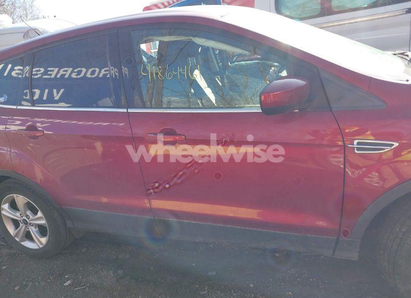 Photo 14 of 2016 Ford Escape SE (VIN 1FMCU0G77GUB67202)