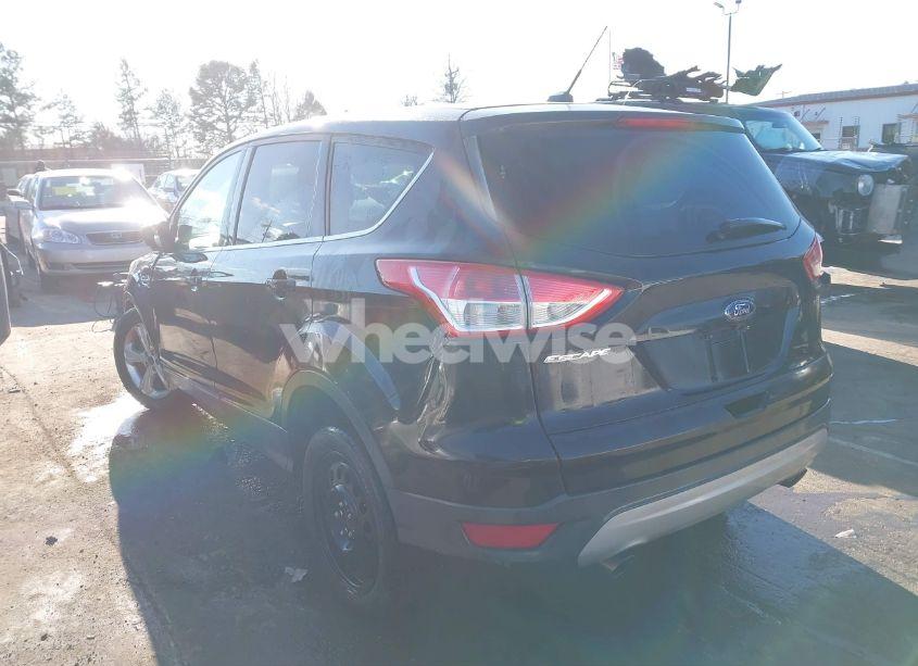 Photo 3 of 2015 Ford Escape SE (VIN 1FMCU0G78FUA12107)