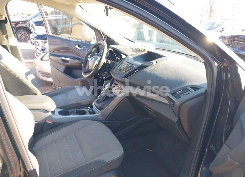 Photo 5 of 2015 Ford Escape SE (VIN 1FMCU0G78FUA12107)