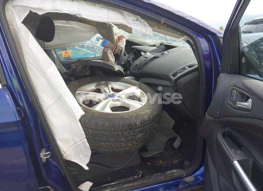 Photo 5 of 2015 Ford Escape SE (VIN 1FMCU0G78FUA78320)