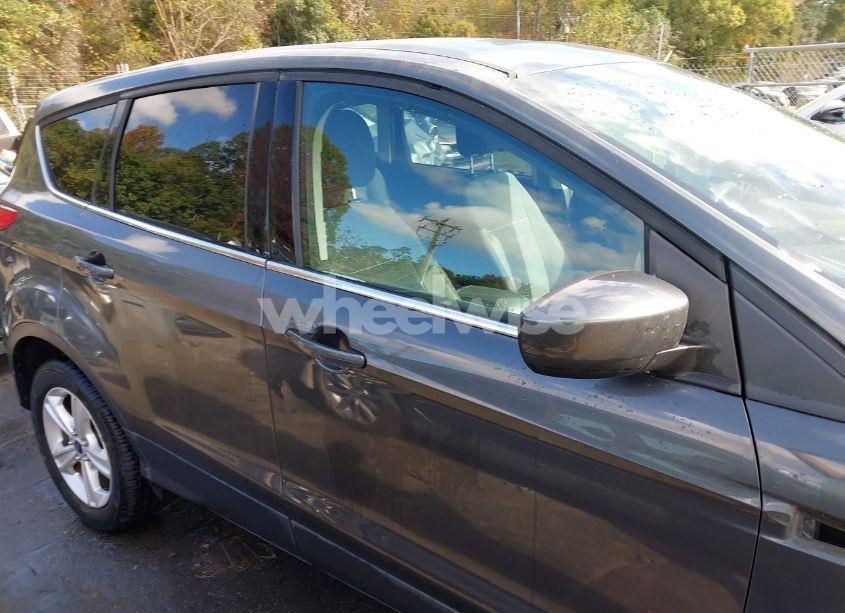 Photo 13 of 2015 Ford Escape SE (VIN 1FMCU0G78FUA86305)