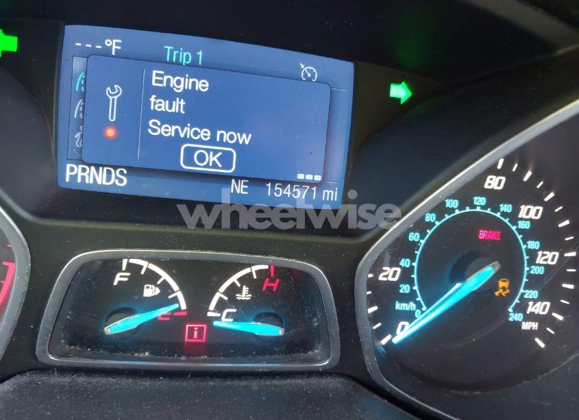 Photo 15 of 2015 Ford Escape SE (VIN 1FMCU0G78FUA86305)