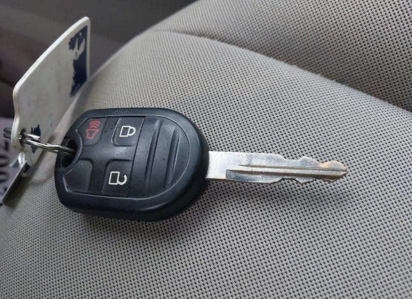 Photo 11 of 2015 Ford Escape SE (VIN 1FMCU0G78FUB29878)