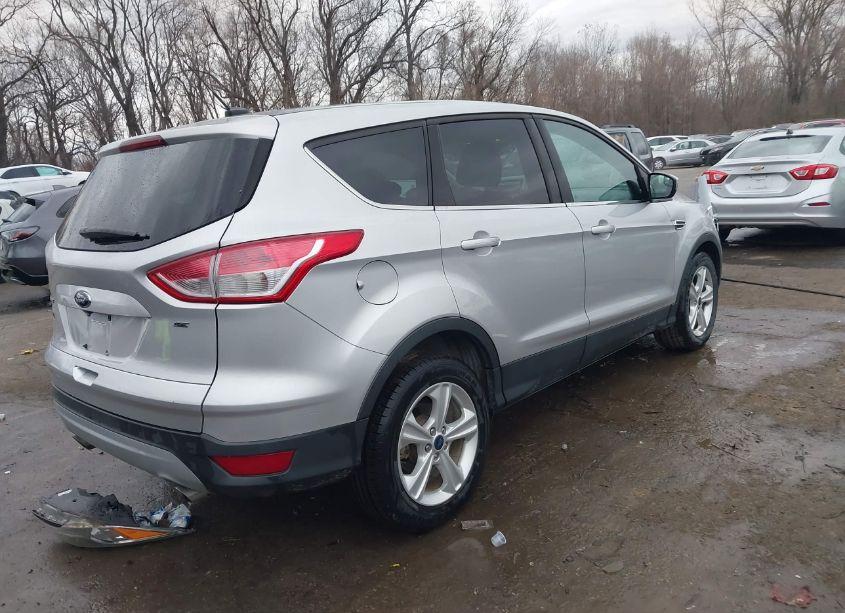 Photo 4 of 2015 Ford Escape SE (VIN 1FMCU0G78FUB29878)