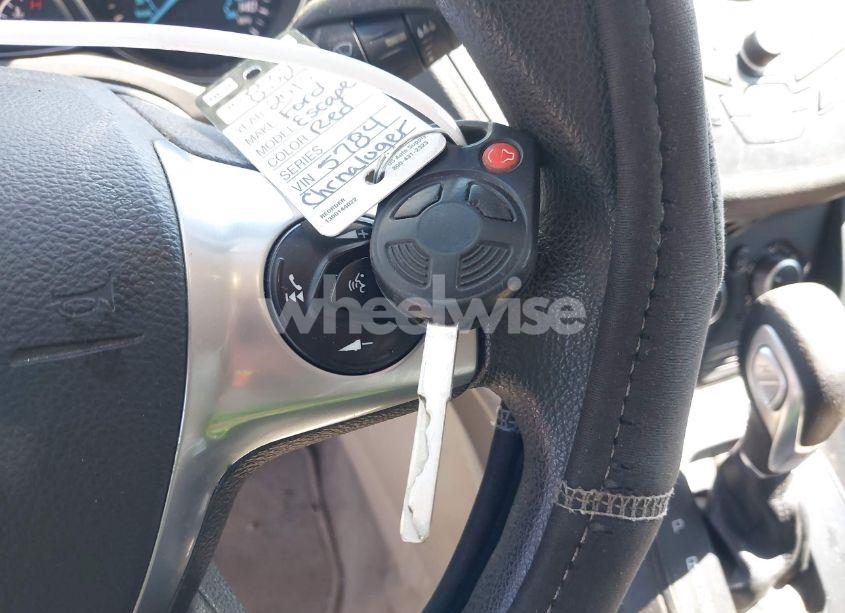 Photo 11 of 2015 Ford Escape SE (VIN 1FMCU0G78FUB55784)