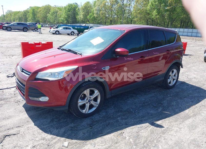 Photo 2 of 2015 Ford Escape SE (VIN 1FMCU0G78FUB55784)