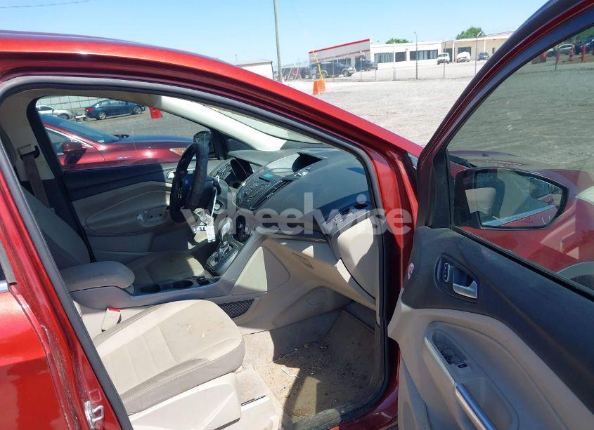 Photo 5 of 2015 Ford Escape SE (VIN 1FMCU0G78FUB55784)